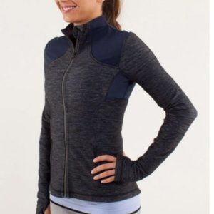 Lululemon form fitted jacket sz 8